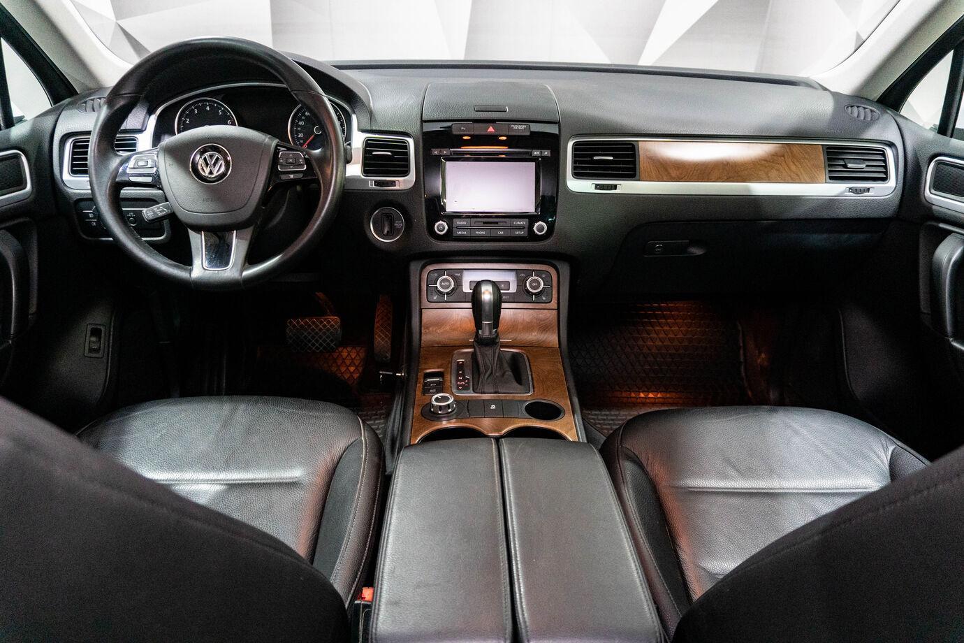 Volkswagen Touareg, II 2014г.