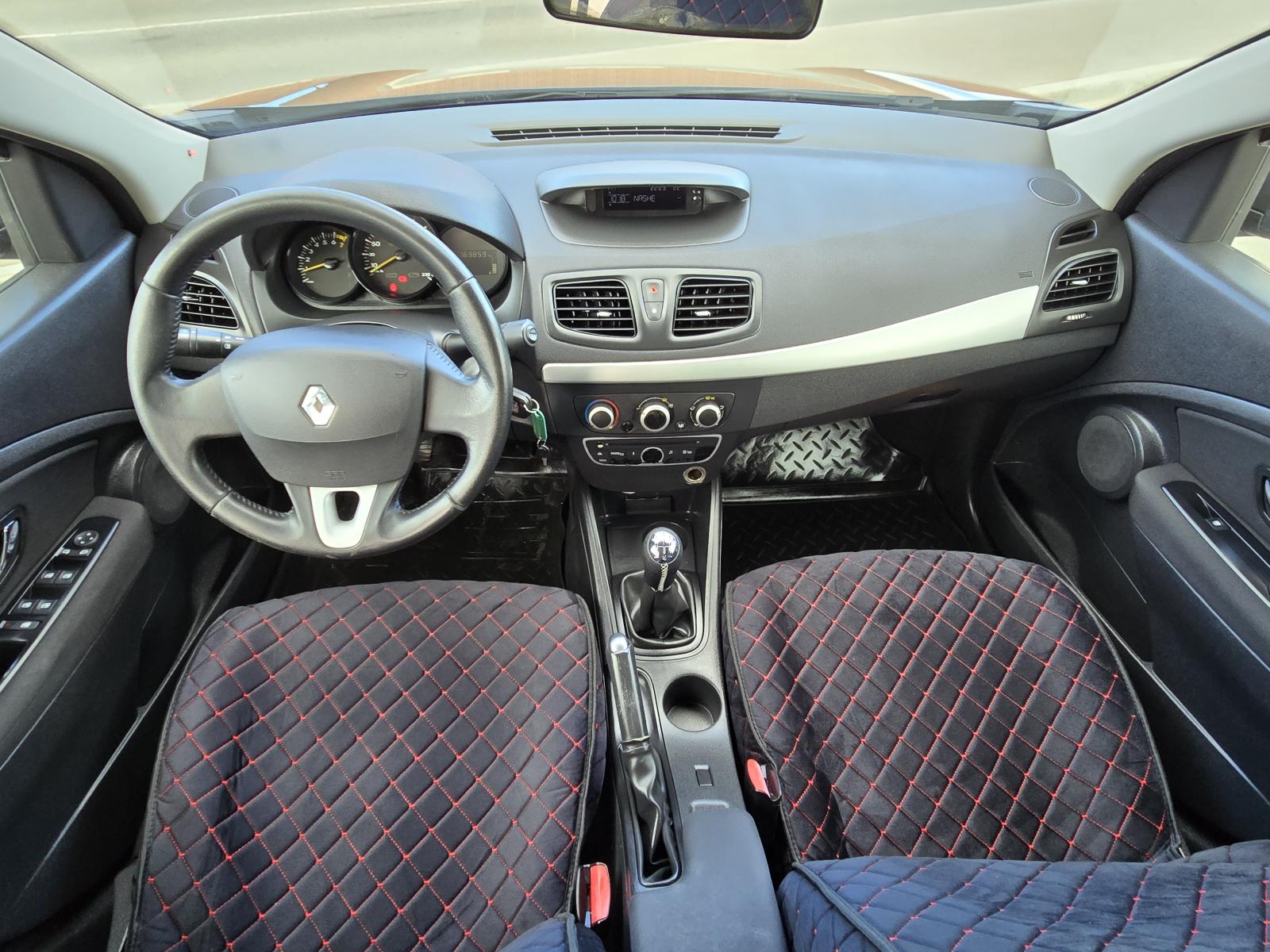 Renault Fluence 2012 — фото 11