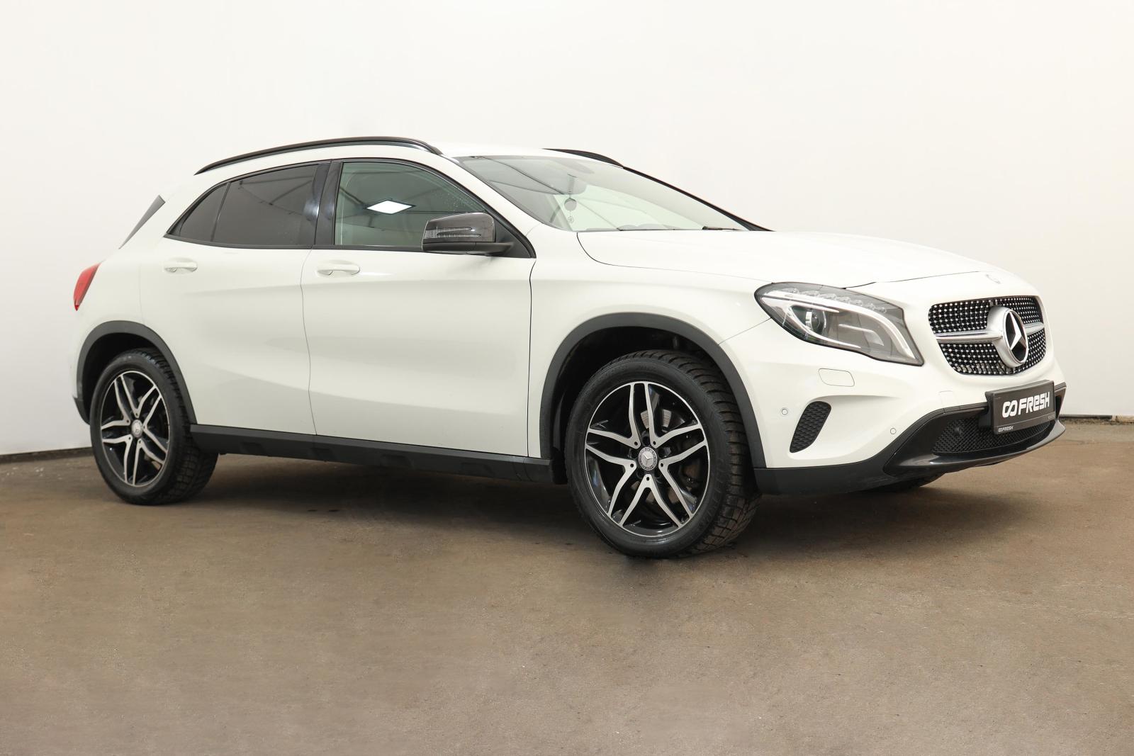 Mercedes-Benz GLA, I (X156) 2015г. 250 2.0 AMT (211 л.с.) 4WD