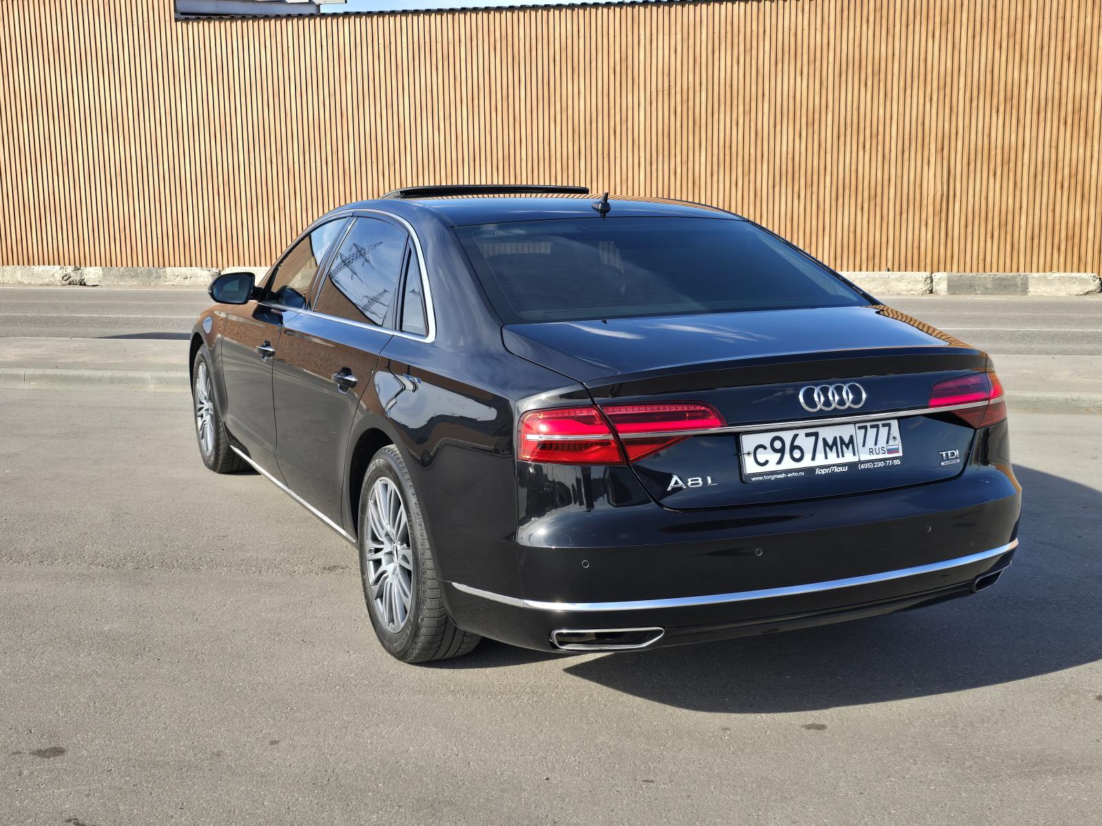 Audi A8 2014 — фото 7
