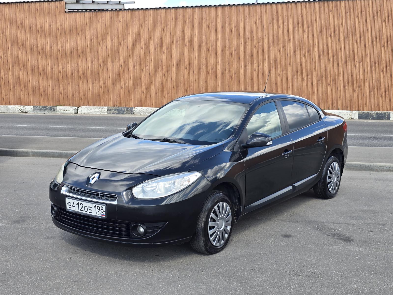 Renault Fluence 2011 с пробегом — фото автомобиля ЮНХЭ