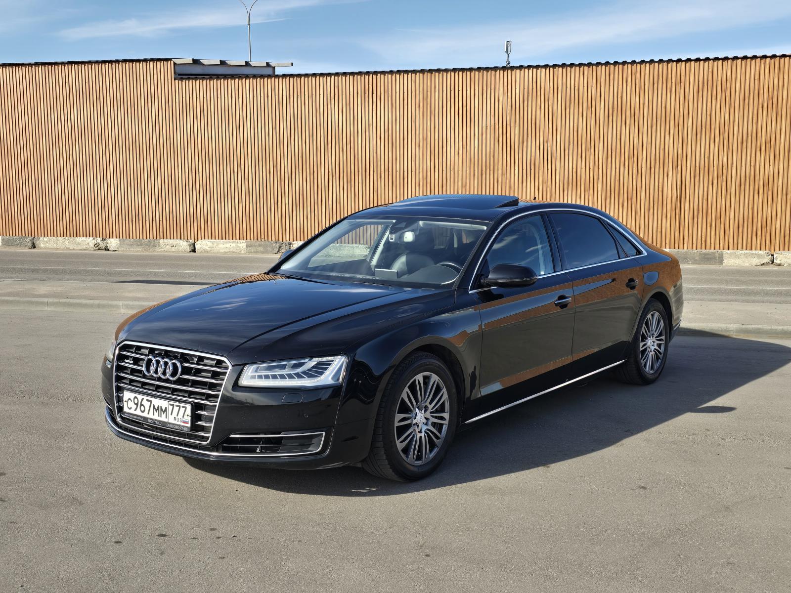Audi A8 2014 с пробегом — фото автомобиля ЮНХЭ