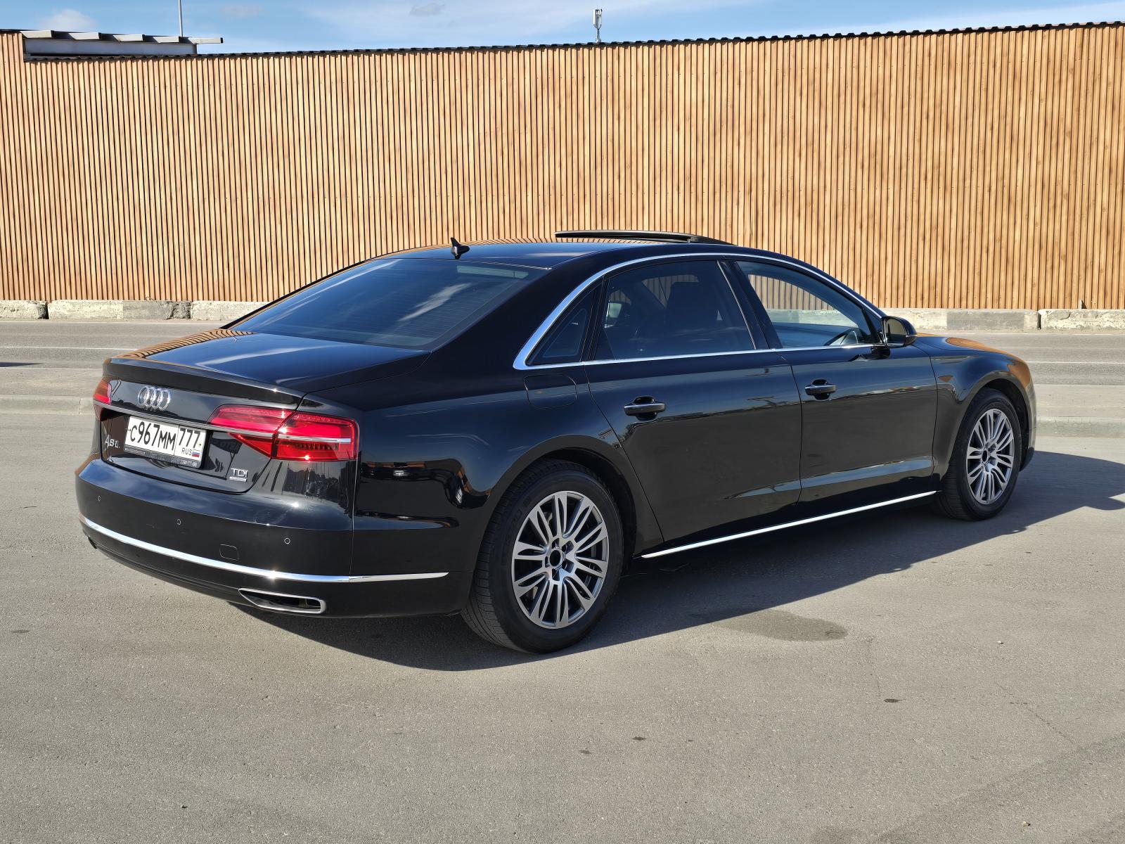 Audi A8 2014 — фото 6