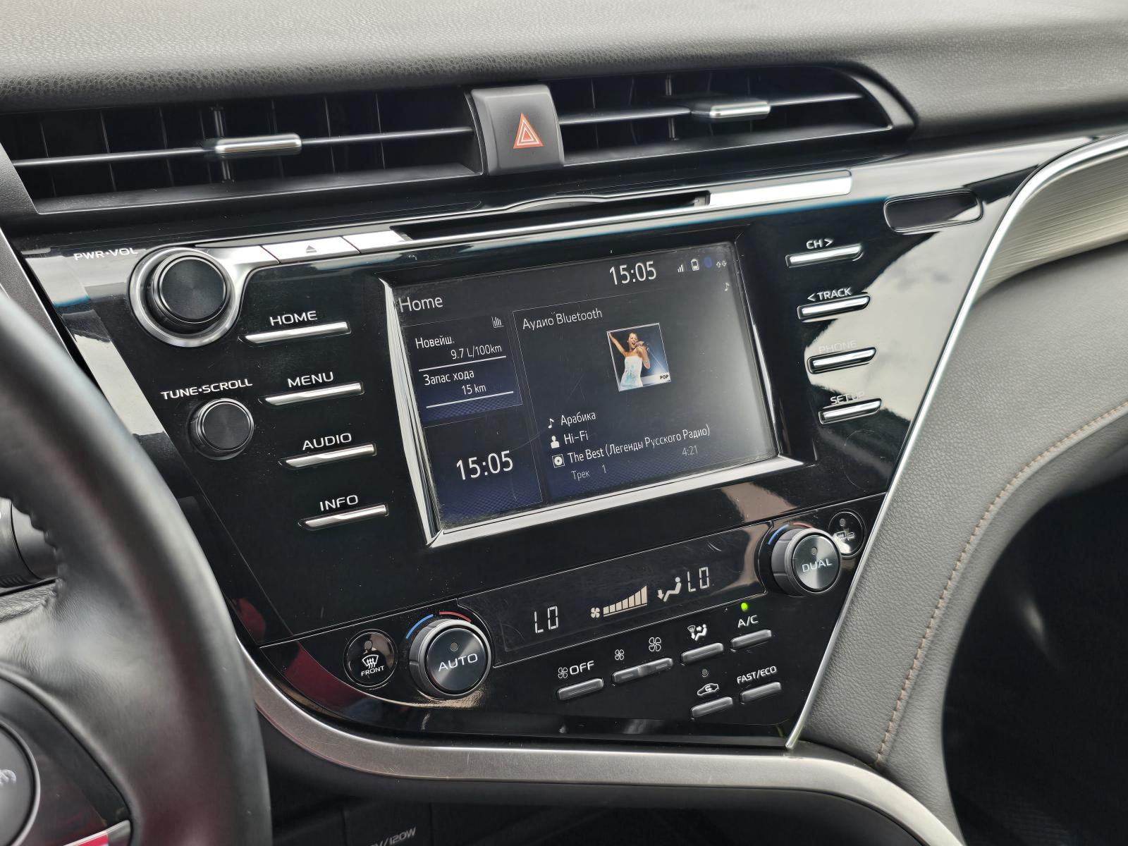 Toyota Camry 2020 — фото 16