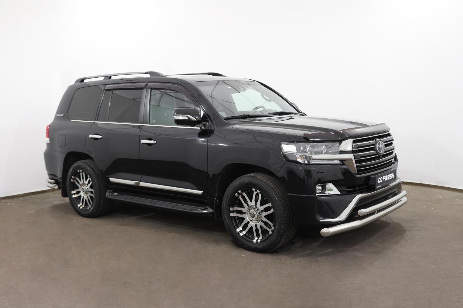 Toyota Land Cruiser 200 2016г. 4.6 AT (309 л.с.) 4WD